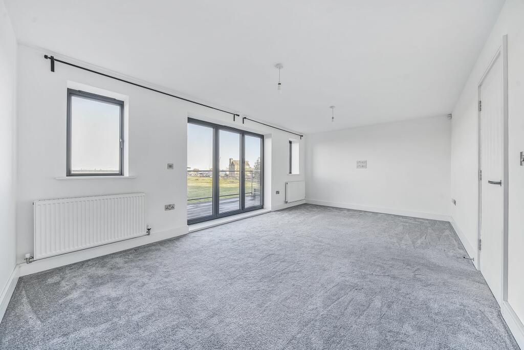 Living Room (2)