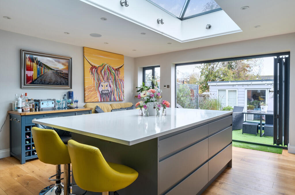 1375208-20-6908c7...