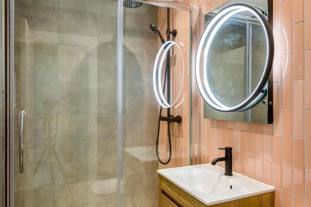 9 Princes Crescent-4.jpg