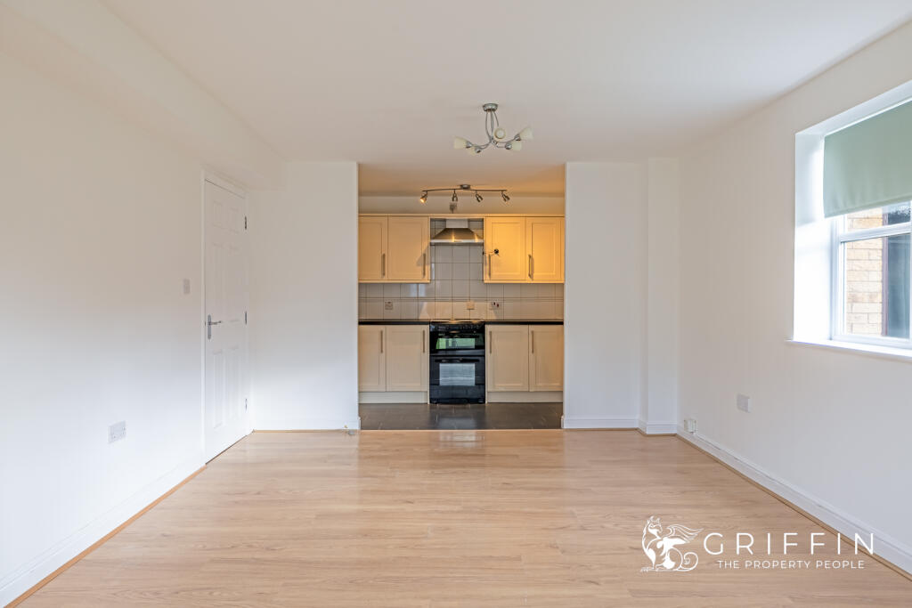 Lounge &amp; Kitchen