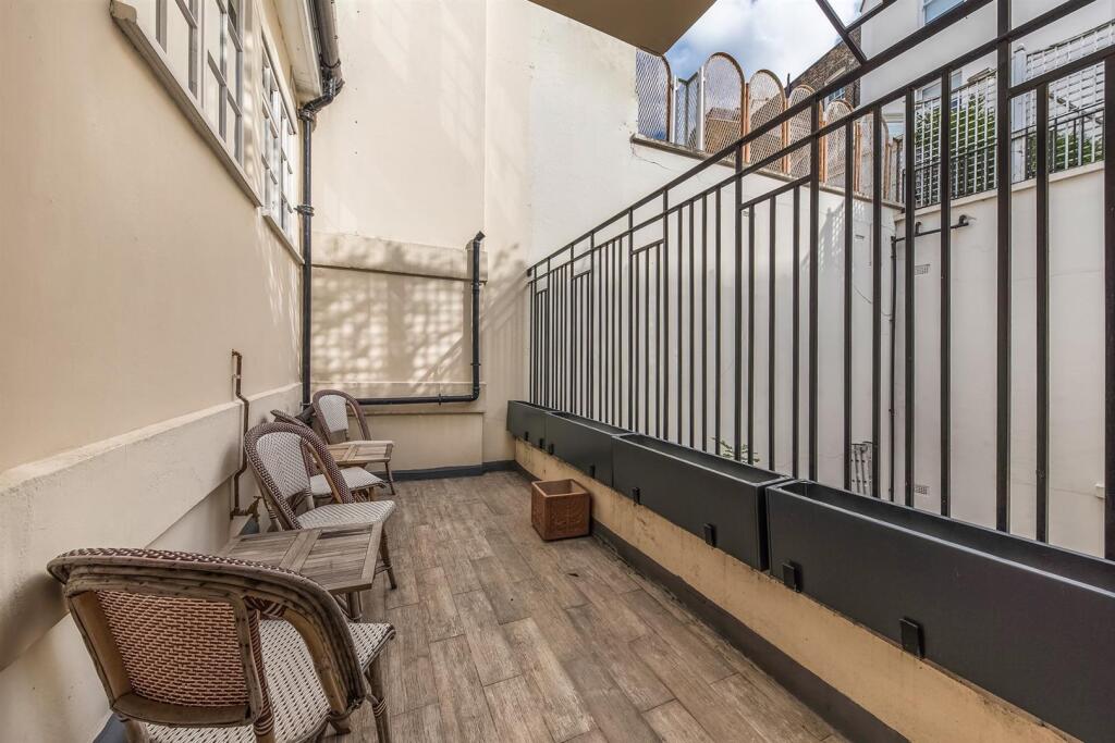 Terrace.jpg