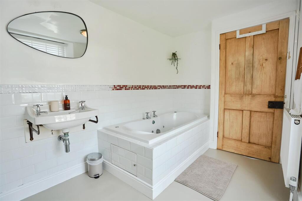 BM8A9023_DxO copy.jpg