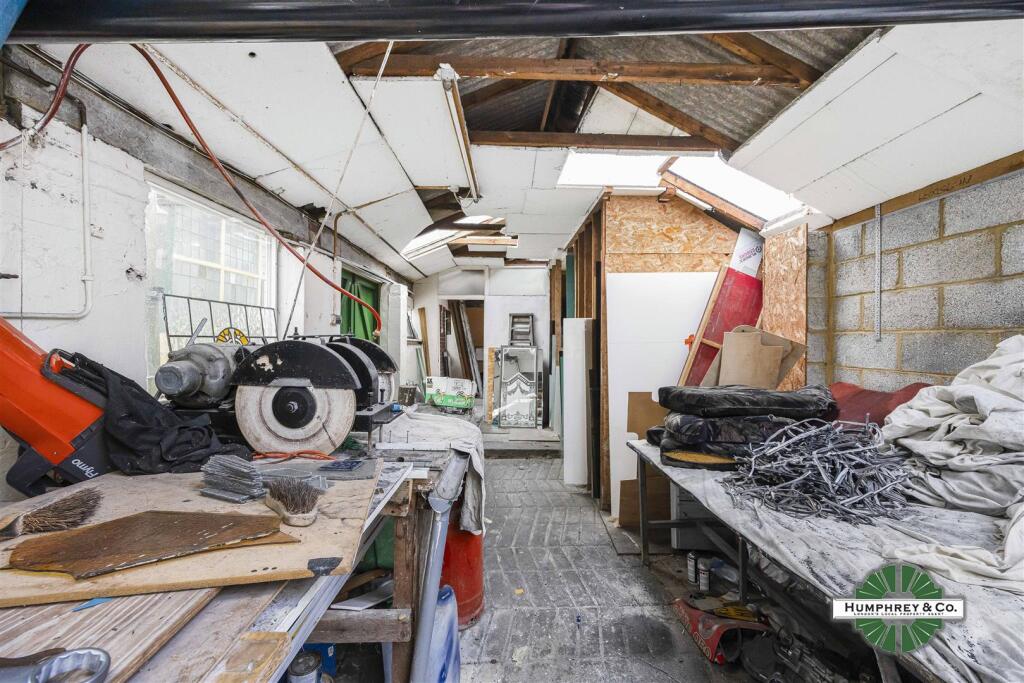 52 Wyatts Lane -007.jpg