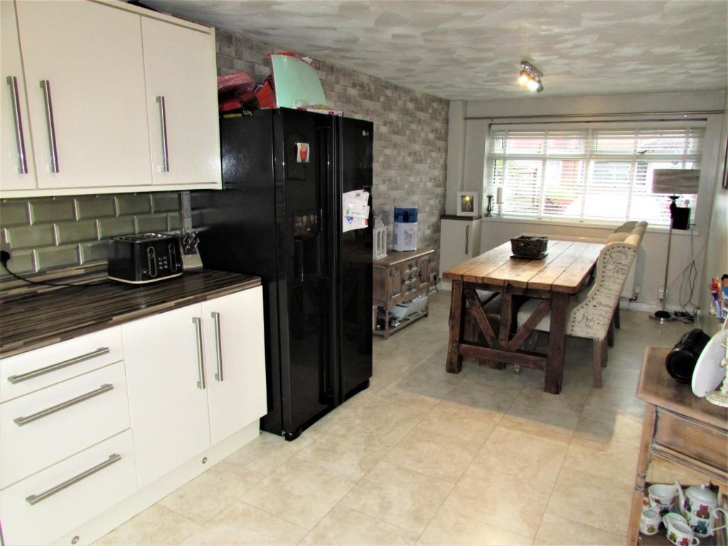 AshtonCres26kit5.JPG