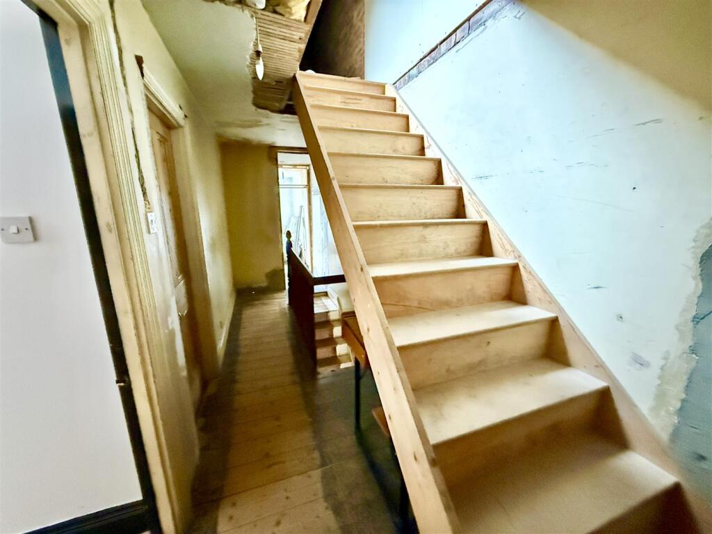 stairs to loft