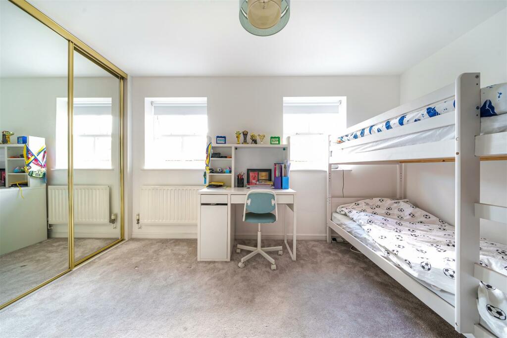 Bedroom 2.jpg