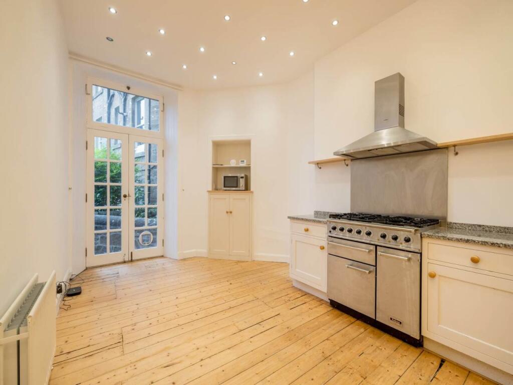 76682_FindhornPlace_