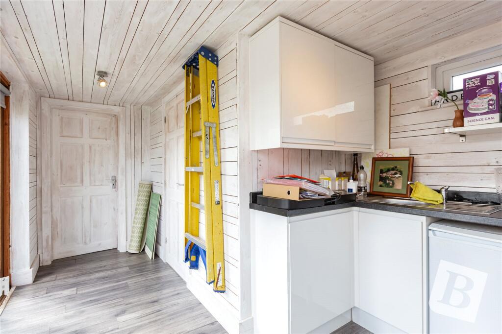 Outbuilding