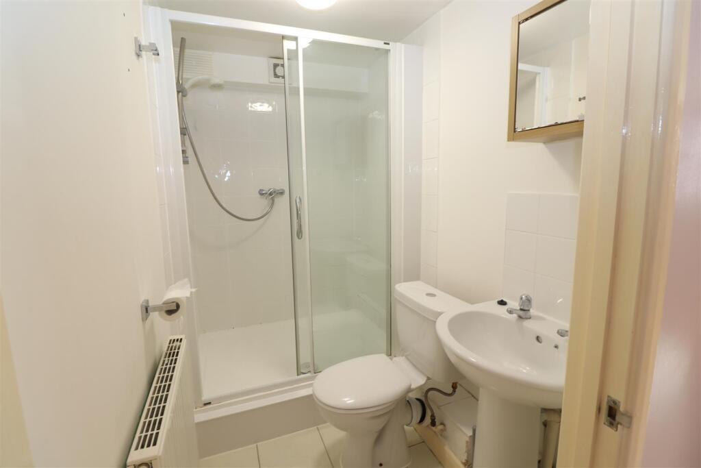 Shower Room / WC