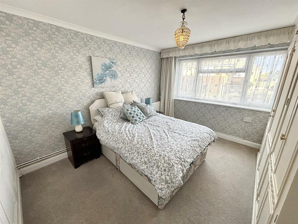 Bedroom.jpg