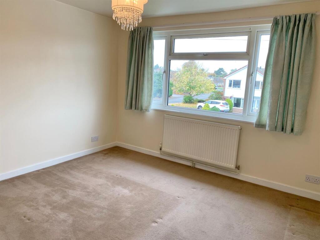 24 Mildenhall Double Bedroom Oct 25.jpg