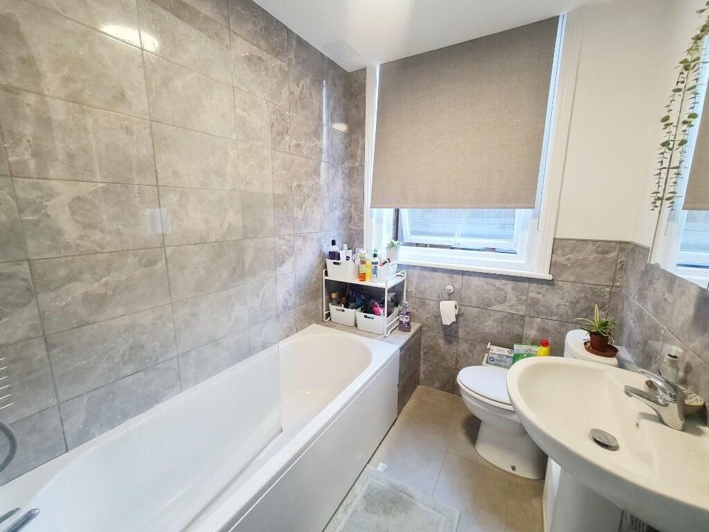 Modern Bathroom