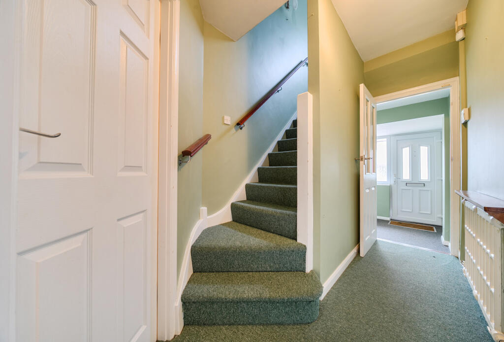 1369801-8-68f23fa...