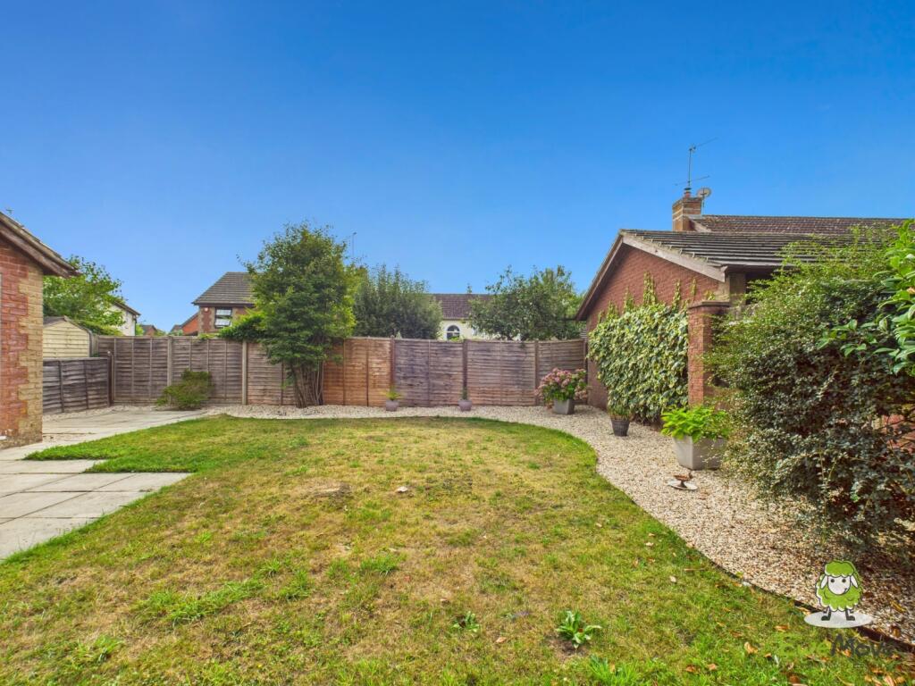 EweMove Basingstoke Olivers Close 