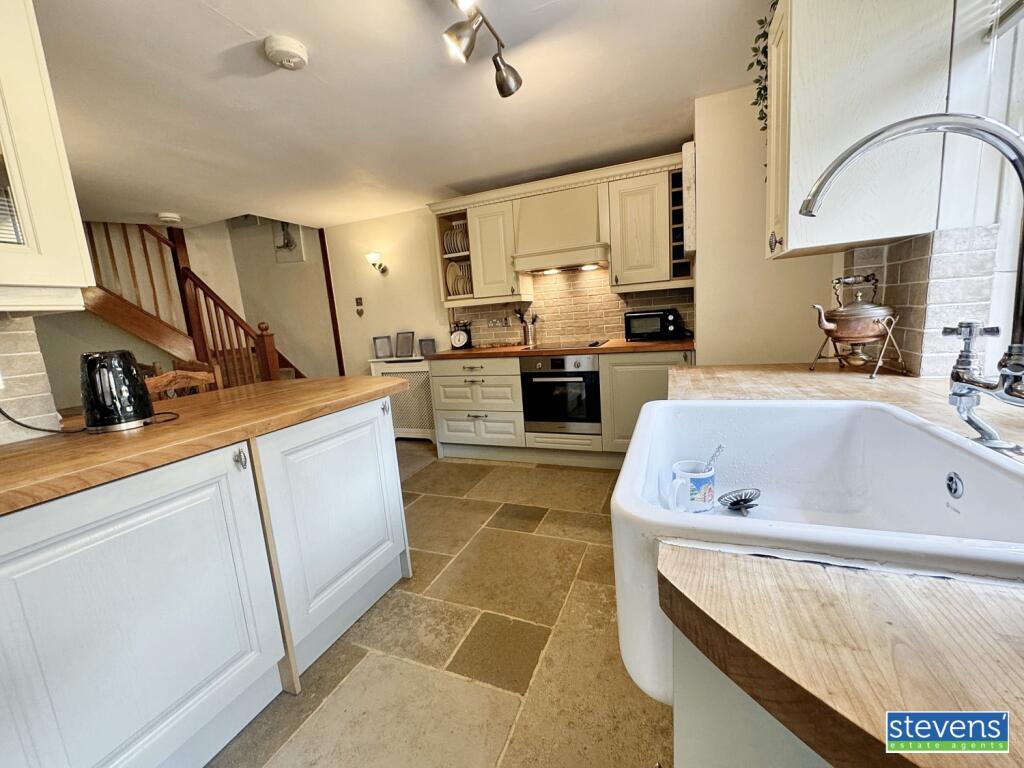 image00010_blurred (4)