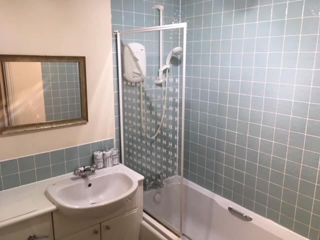 3262-20210923151826-54