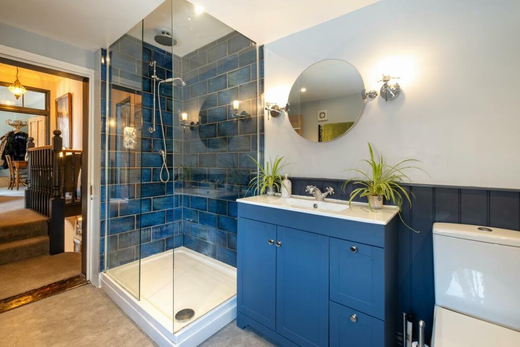 3 Out Risbygate-40.JPG