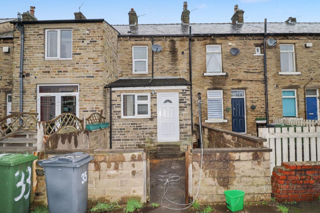 35 Mona Street, Slaithwaite, Huddersfield, West Yorkshire, HD7 5EJ