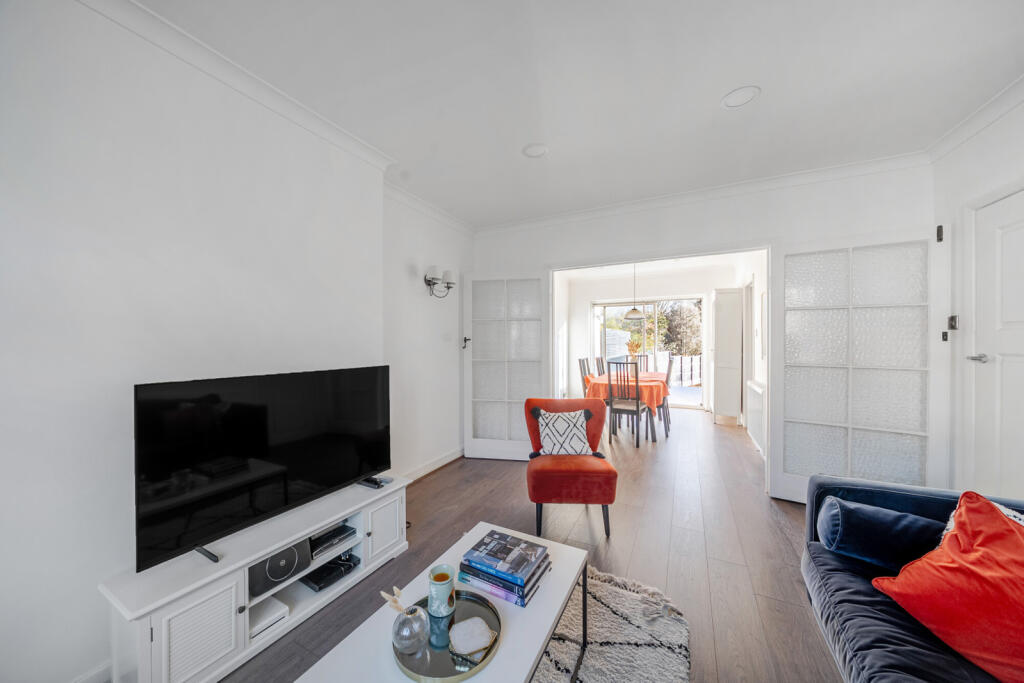 1384020-6-6925876...