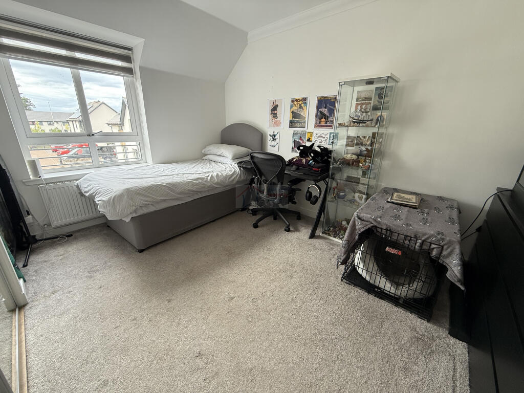 Bedroom 2a.JPG