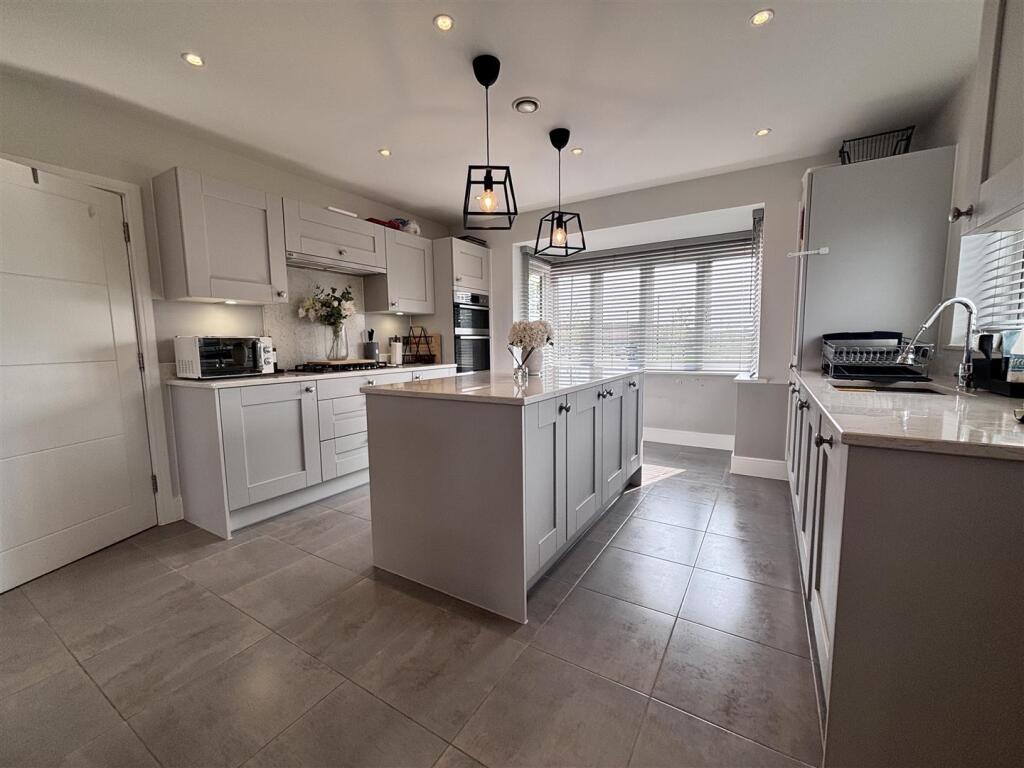 Bensons Kitchen 2.jpg