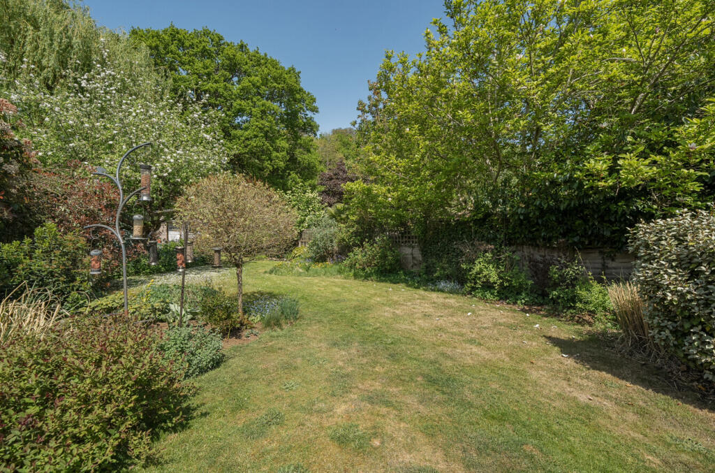 4-6814a5dbca27a-1...