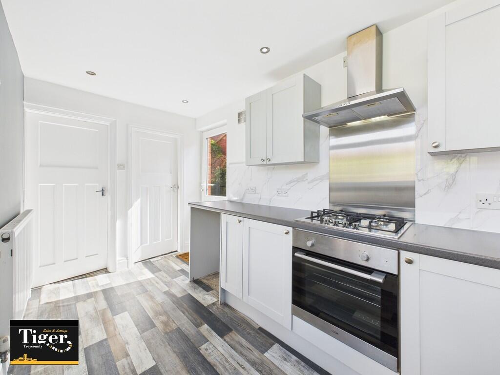 CAM03440G0-PR0406...