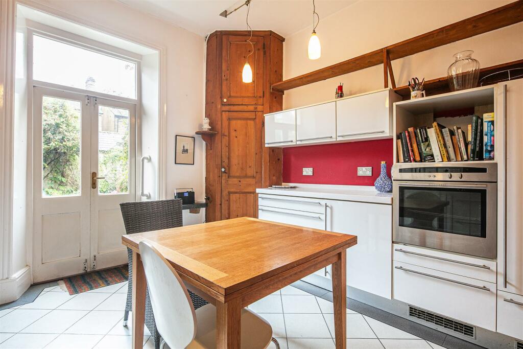 Breakfast kitchen