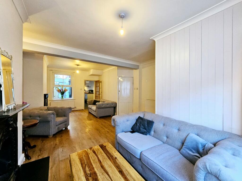 993a89da-0c6b-4825-b846-25121f8bd0a1