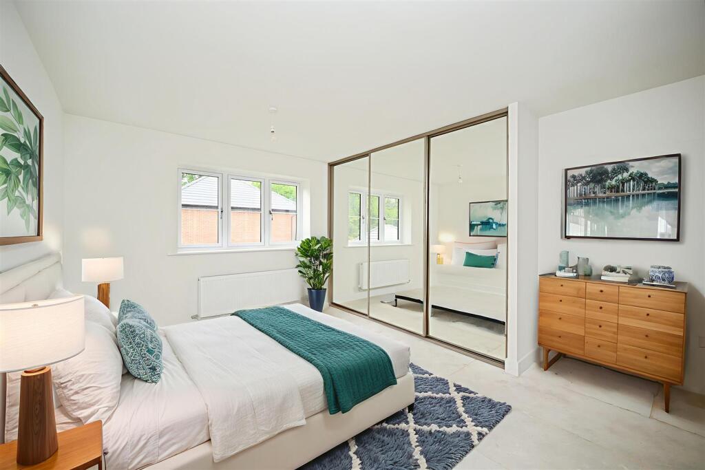 l14 - Bedroom - Modern - 11.jpg