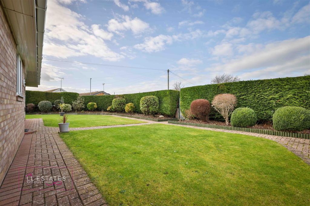 Front &amp; side gardens.jpg
