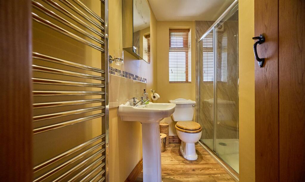 En-suite Shower Room to rear