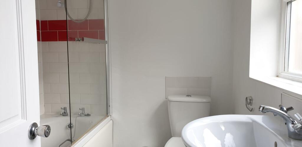 WhatsApp Image 2019-09-19 at 09.58.19-4.jpeg