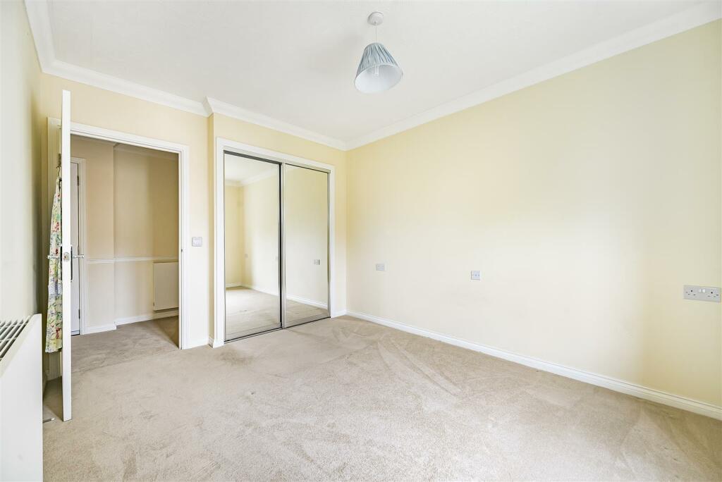 Bedroom.jpg
