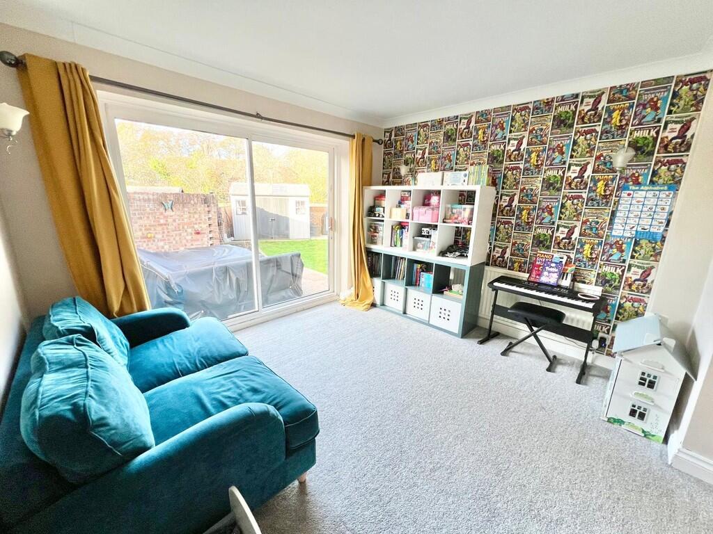 IMG-20251120-WA00...