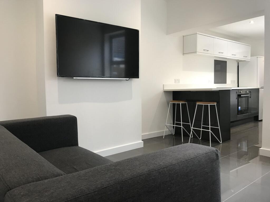 9West - Livingroom.jpg