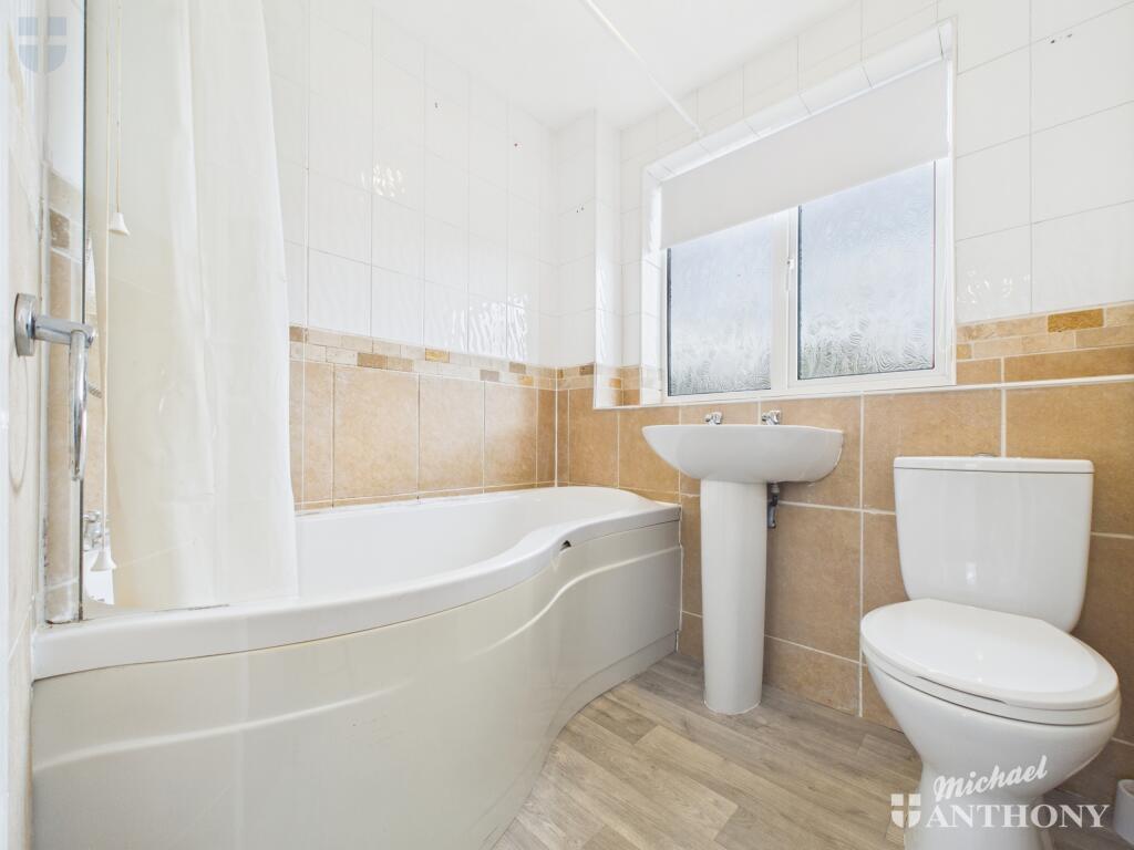 CAM02773G0-PR0336-STILL006