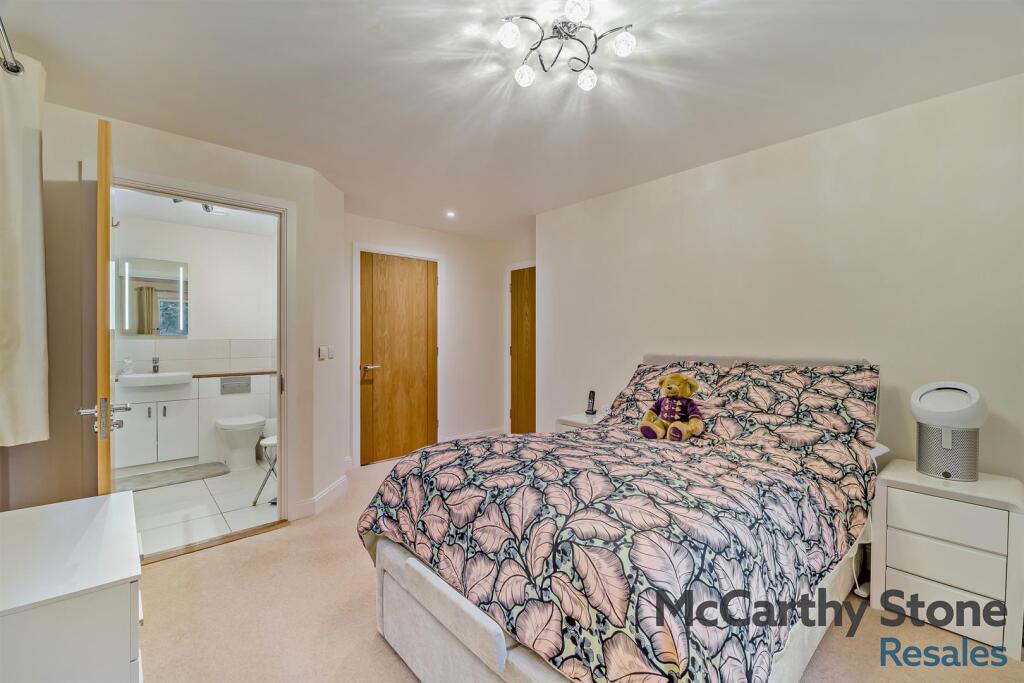 8673903-interior05-800.jpg
