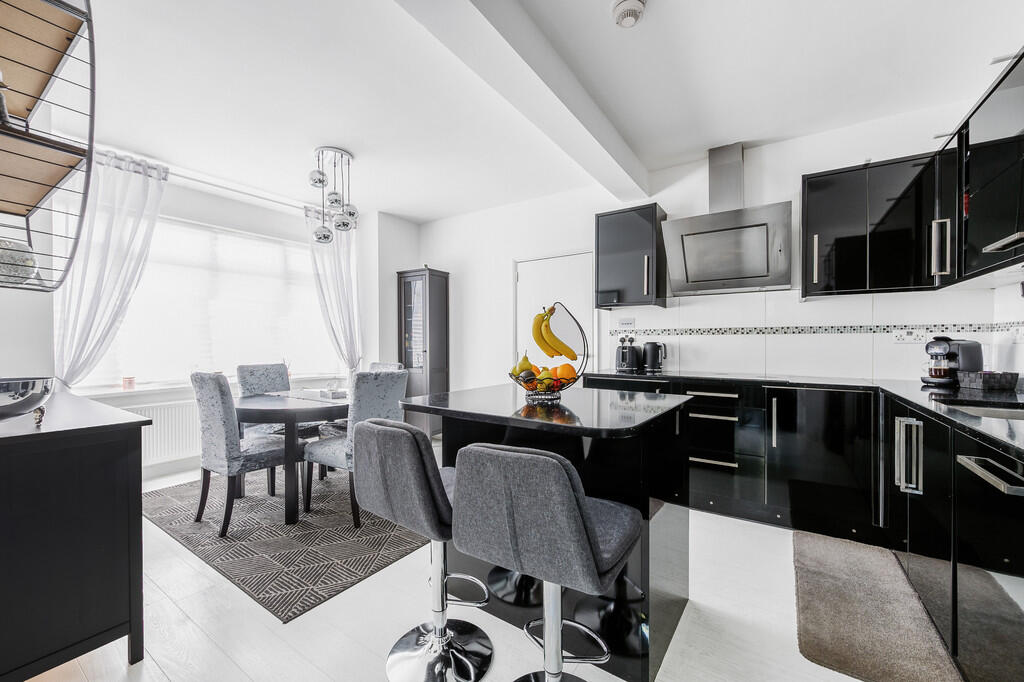 Creighton Road (8...