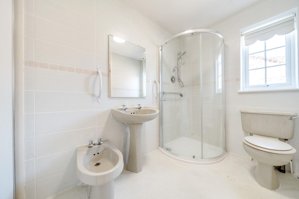 Ensuite Shower Room