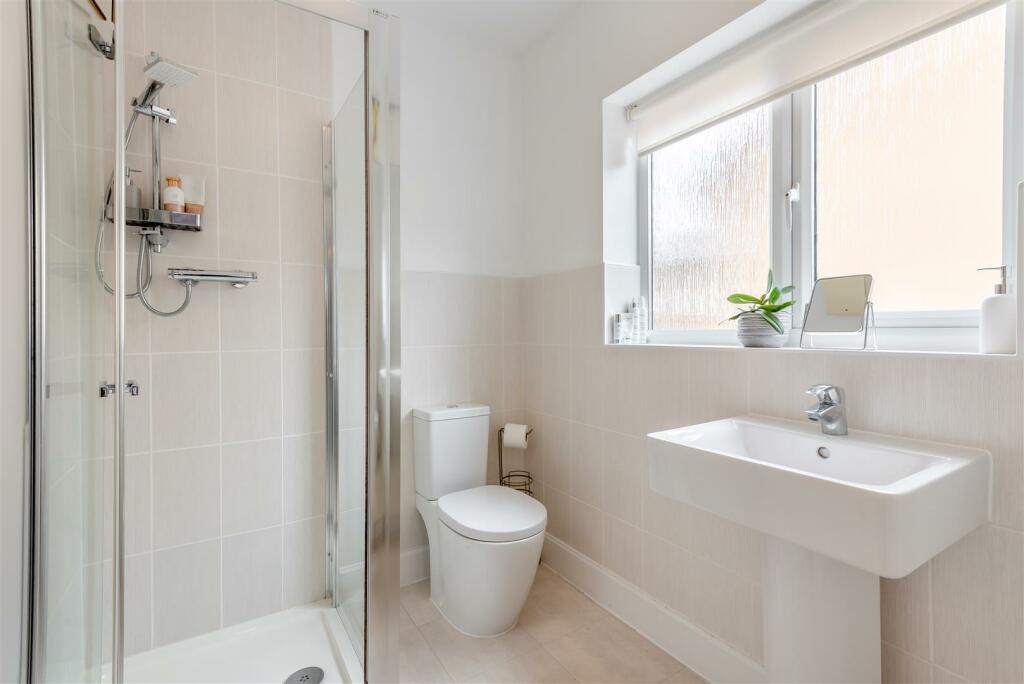 8588285-interior29.jpg