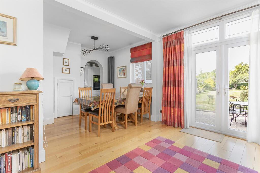 12 Longrood Road (21).jpg