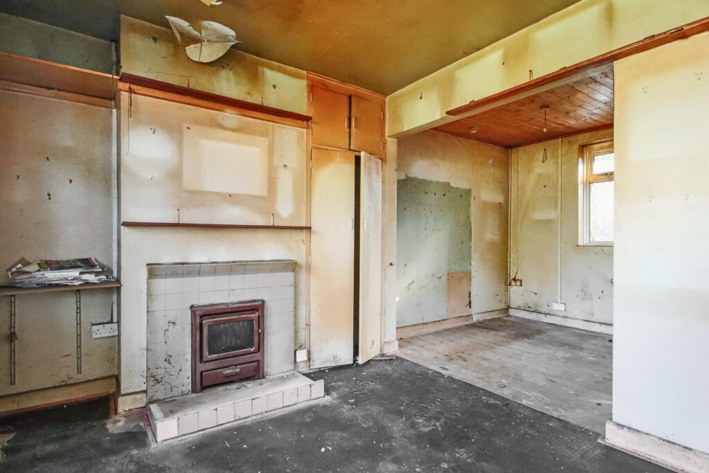 93 Hayling Road, Watford, Hertfordshire, WD19 7DP