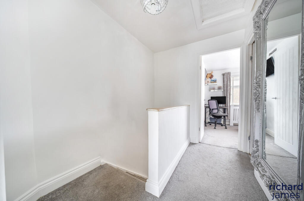 c67e5f2a512e4cc6b1d6ee1cad20c34f