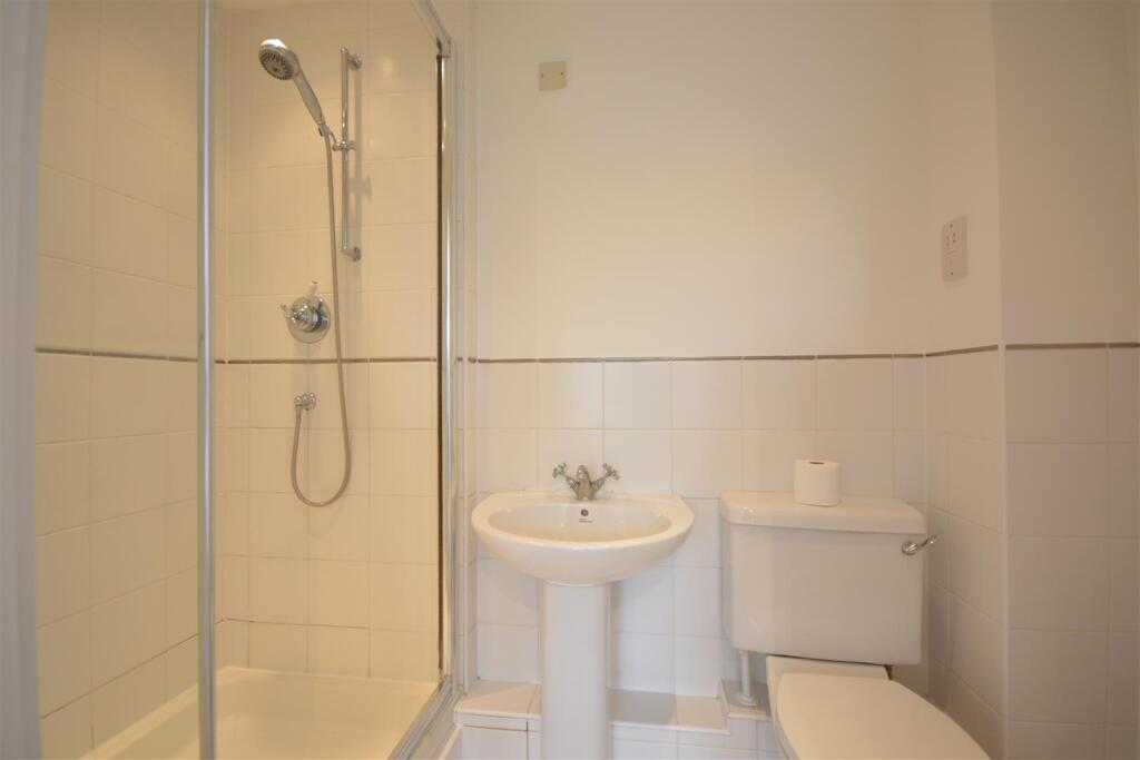 EN SUITE.jpg