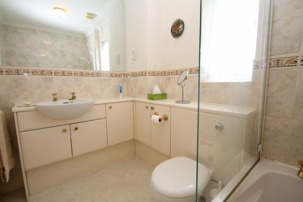 Family bathroom