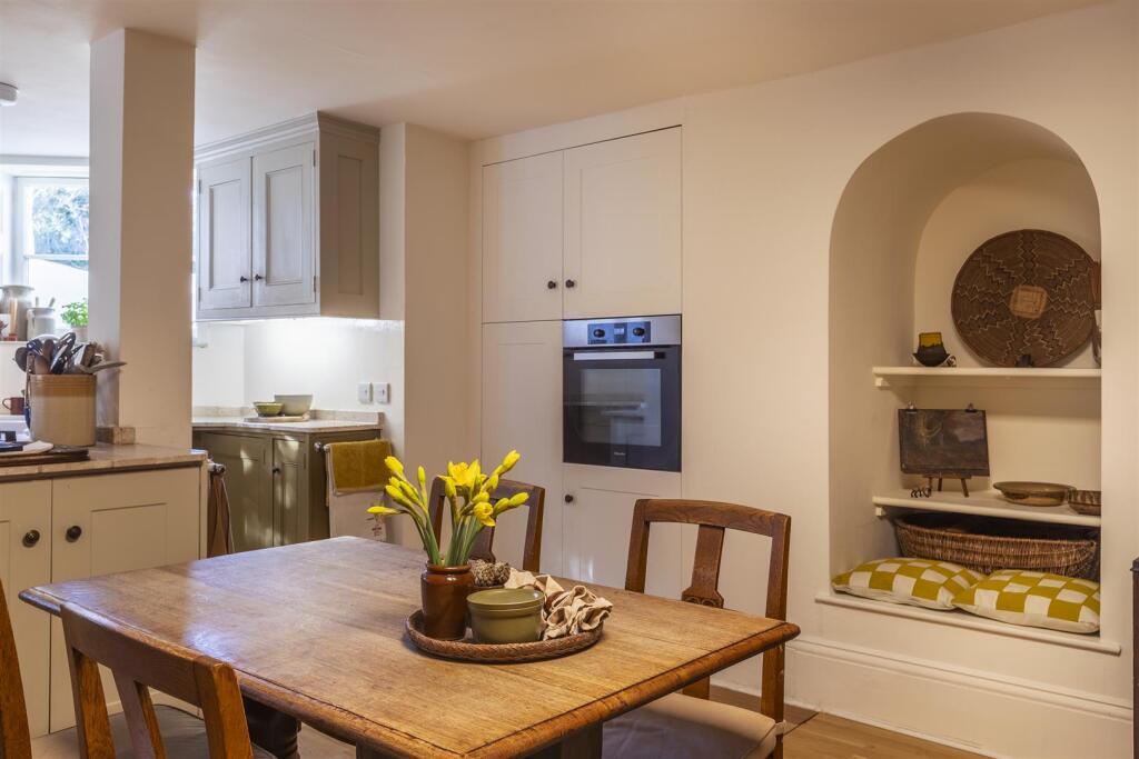 Dining Room / Kitchen / Lounge