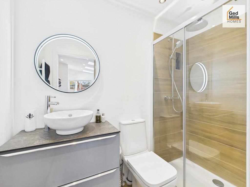 CAM04261G0-PR0041...