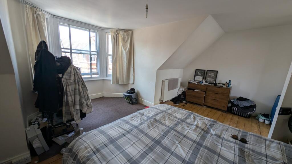 Picture 5