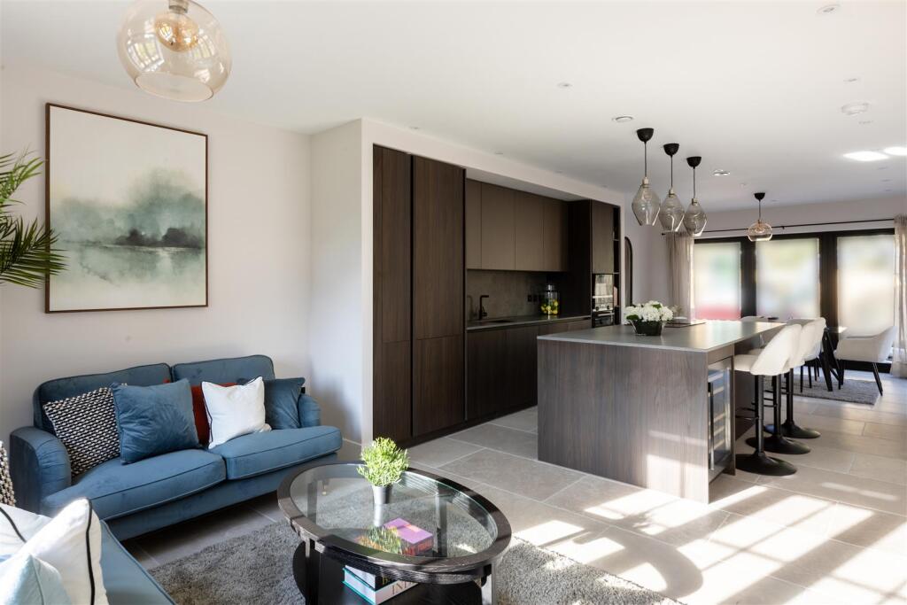 Kings Mill Lane, South Nutfield